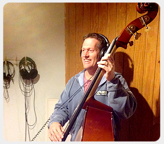 Paul Ashworth tracking double bass in the main room